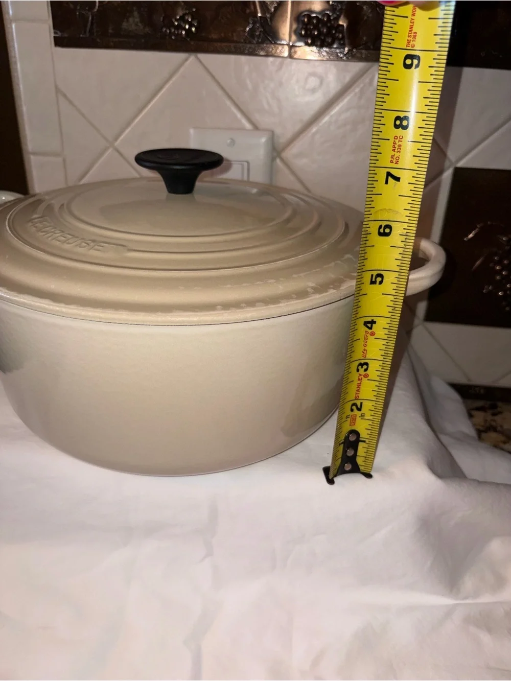 Le Creuset® Signature 5.5 qt. Round Dutch Oven #26 France